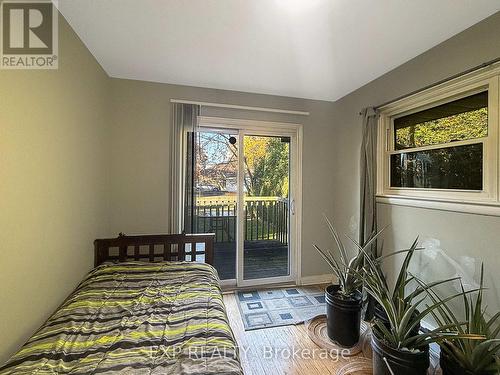 164 Atkinson Boulevard, London, ON - Indoor Photo Showing Bedroom