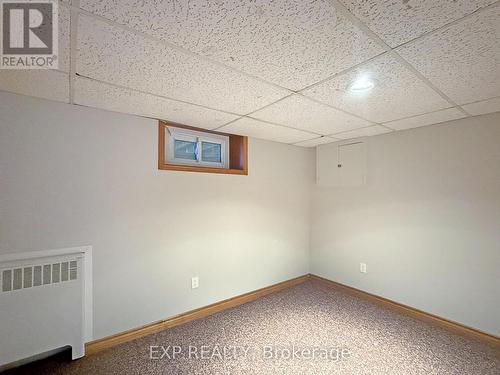 164 Atkinson Boulevard, London, ON - Indoor Photo Showing Other Room