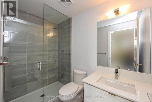 206 - 30 Elm Drive W, Mississauga, ON - Indoor Photo Showing Bathroom