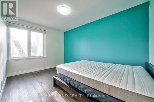 5375 Turney Drive, Mississauga, ON - Indoor Photo Showing Bedroom