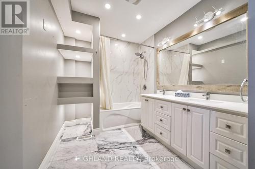 5375 Turney Drive, Mississauga, ON - Indoor Photo Showing Bathroom