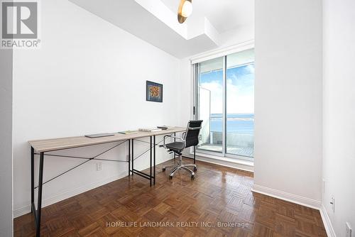 2612 - 230 Queens Quay W, Toronto, ON - Indoor Photo Showing Office