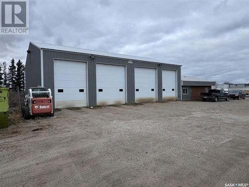 111 South Service Road, Wynyard, SK 