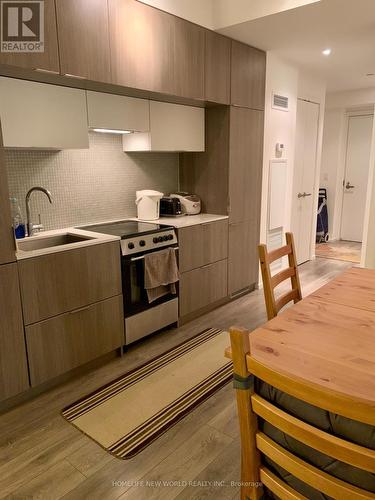 1902 - 159 Dundas Street E, Toronto, ON - Indoor Photo Showing Kitchen