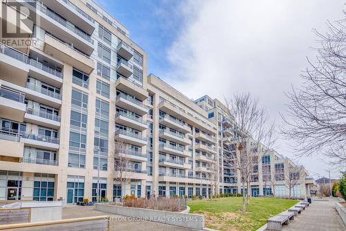 Sw-105 - 9191 Yonge Street, Richmond Hill, ON - Outdoor With Facade