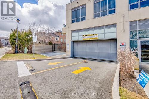 Sw-105 - 9191 Yonge Street, Richmond Hill, ON - Outdoor