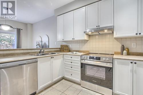 127 Decourcy-Ireland Circle, Ajax, ON - Indoor Photo Showing Kitchen With Double Sink