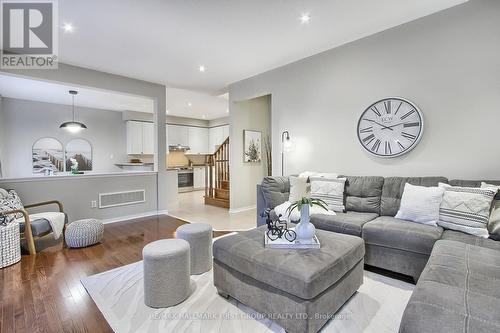 127 Decourcy-Ireland Circle, Ajax, ON - Indoor Photo Showing Living Room