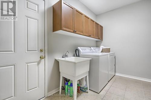 127 Decourcy-Ireland Circle, Ajax, ON - Indoor Photo Showing Laundry Room