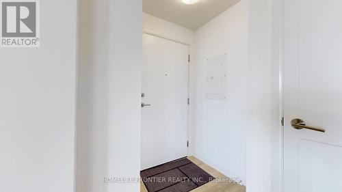 3313 - 7895 Jane Street, Vaughan, ON - Indoor Photo Showing Other Room