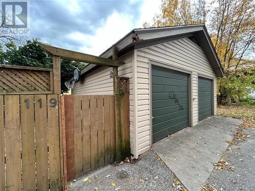 119 Grand Avenue East, Chatham, ON - Outdoor With Exterior