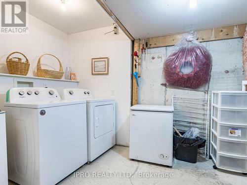 1839 Appleby Line, Burlington, ON - Indoor Photo Showing Laundry Room