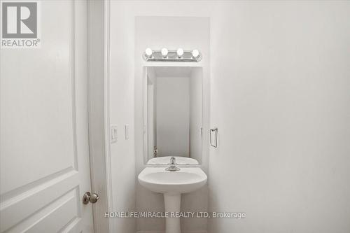 4122 Palermo Common, Burlington, ON - Indoor Photo Showing Bathroom