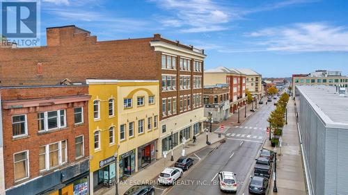 409 - 90 Colborne Street, Brantford, ON - Outdoor