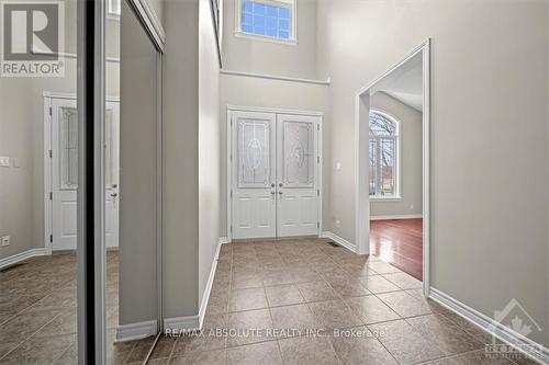 58 Queenston Drive, Ottawa, ON - Indoor Photo Showing Other Room