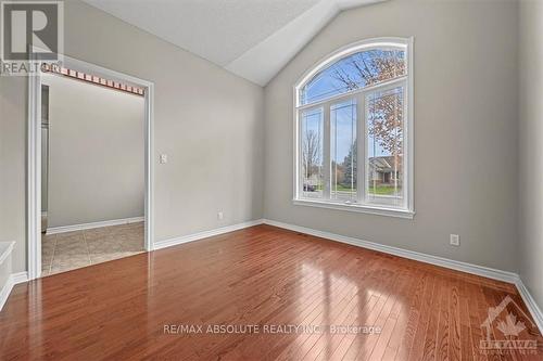 58 Queenston Drive, Ottawa, ON - Indoor Photo Showing Other Room