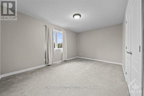 58 Queenston Drive, Ottawa, ON - Indoor Photo Showing Other Room