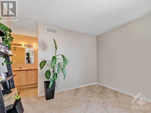 2099 Lauzon Street, Ottawa, ON - Indoor Photo Showing Other Room