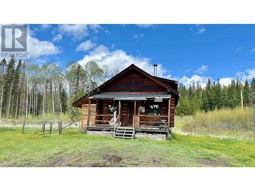 3710 Whitehorse Lake Road, Lac La Hache, BC 