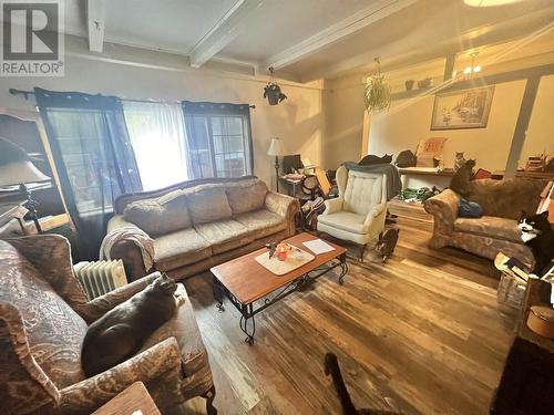 314 W 6Th Avenue, Prince Rupert, BC - Indoor Photo Showing Living Room