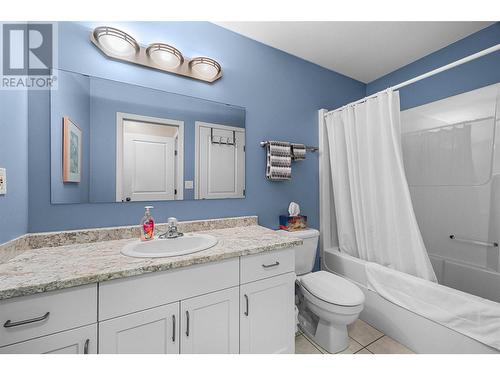 1940 Hillside Drive Unit# 5, Kamloops, BC - Indoor Photo Showing Bathroom