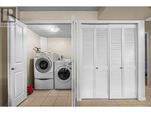 1940 Hillside Drive Unit# 5, Kamloops, BC - Indoor Photo Showing Laundry Room