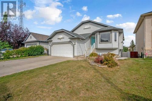 150 Lakeview Inlet, Chestermere, AB - Outdoor With Facade