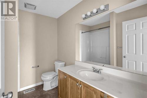 150 Lakeview Inlet, Chestermere, AB - Indoor Photo Showing Bathroom