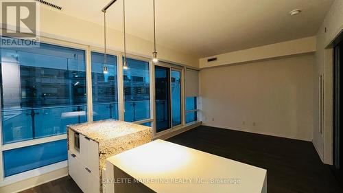 1002 - 1 Bloor Street E, Toronto, ON - Indoor