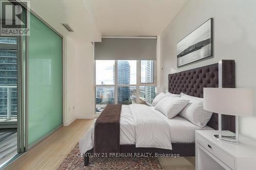 1703 - 85 Queens Wharf Road, Toronto, ON - Indoor Photo Showing Bedroom