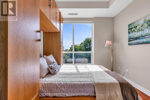 503 - 483 Faith Drive, Mississauga, ON - Indoor Photo Showing Bedroom