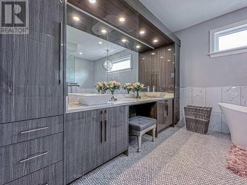 78 Aragon Road, Kingston, ON - Indoor Photo Showing Bathroom