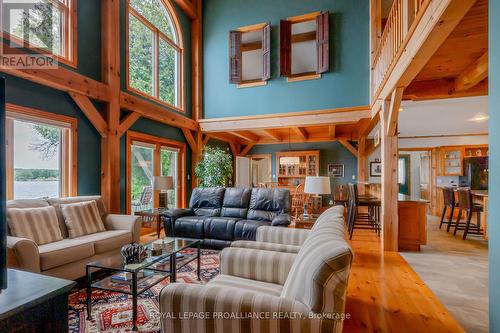 84 Havenwood Trail, Gananoque, ON - Indoor Photo Showing Living Room