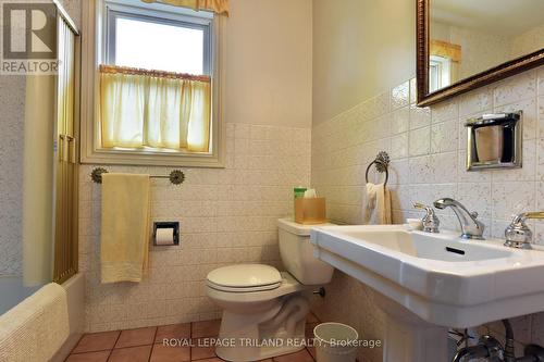 137 Elworthy Avenue, London, ON - Indoor Photo Showing Bathroom