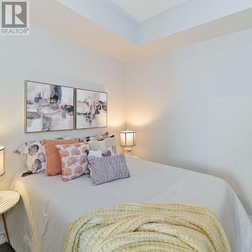 1915 - 251 Jarvis Street, Toronto, ON - Indoor Photo Showing Bedroom