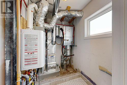 27 Ingersoll Lane, Richmond Hill, ON - Indoor Photo Showing Basement