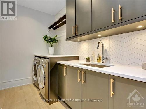 20 Kanata Rockeries, Ottawa, ON - Indoor Photo Showing Laundry Room