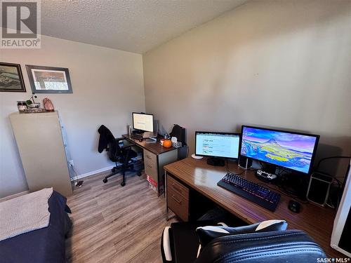 312 Park Avenue S, Langham, SK - Indoor Photo Showing Bedroom