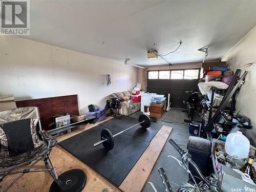 312 Park Avenue S, Langham, SK - Indoor Photo Showing Garage