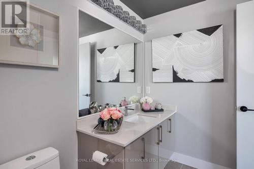 720 - 2450 Old Bronte Road, Oakville, ON - Indoor Photo Showing Bathroom