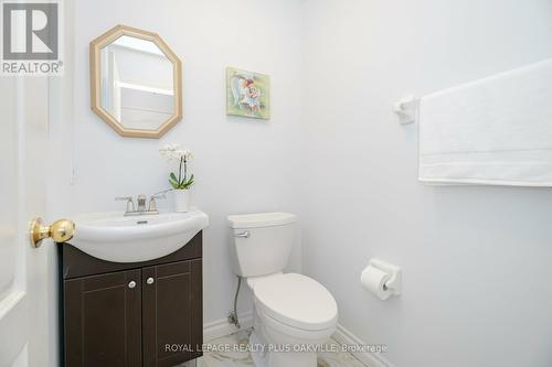 2873 Cartwright Crescent, Mississauga, ON - Indoor Photo Showing Bathroom