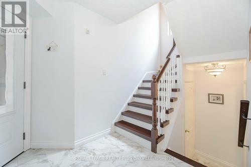 2873 Cartwright Crescent, Mississauga, ON - Indoor Photo Showing Other Room