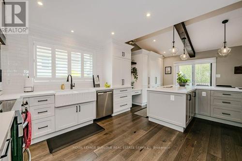 56 Napa Lane, Hamilton, ON - Indoor Photo Showing Kitchen With Upgraded Kitchen