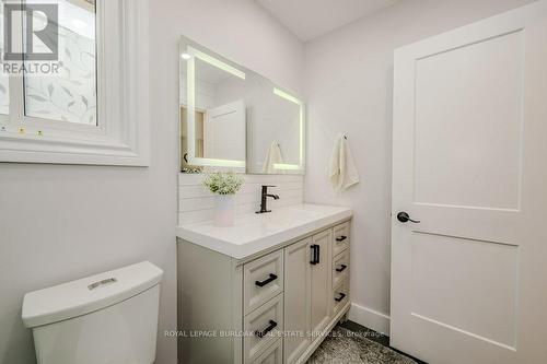 56 Napa Lane, Hamilton, ON - Indoor Photo Showing Bathroom