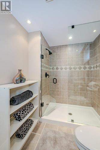 56 Napa Lane, Hamilton, ON - Indoor Photo Showing Bathroom