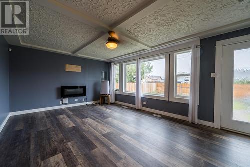 1036 Surrey Avenue, Kamloops, BC - Indoor