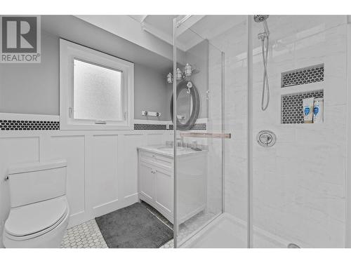 133 Whistler Drive, Kamloops, BC - Indoor Photo Showing Bathroom