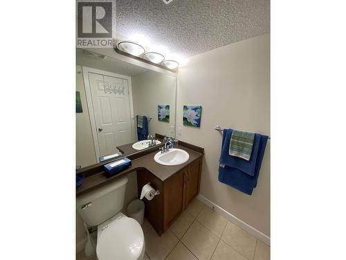 205 Third Avenue Unit# 1416, Invermere, BC - Indoor Photo Showing Bathroom