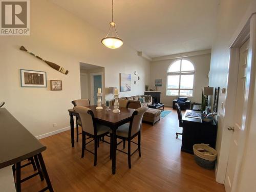 205 Third Avenue Unit# 1416, Invermere, BC - Indoor Photo Showing Dining Room