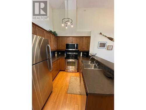 205 Third Avenue Unit# 1416, Invermere, BC - Indoor Photo Showing Kitchen With Double Sink